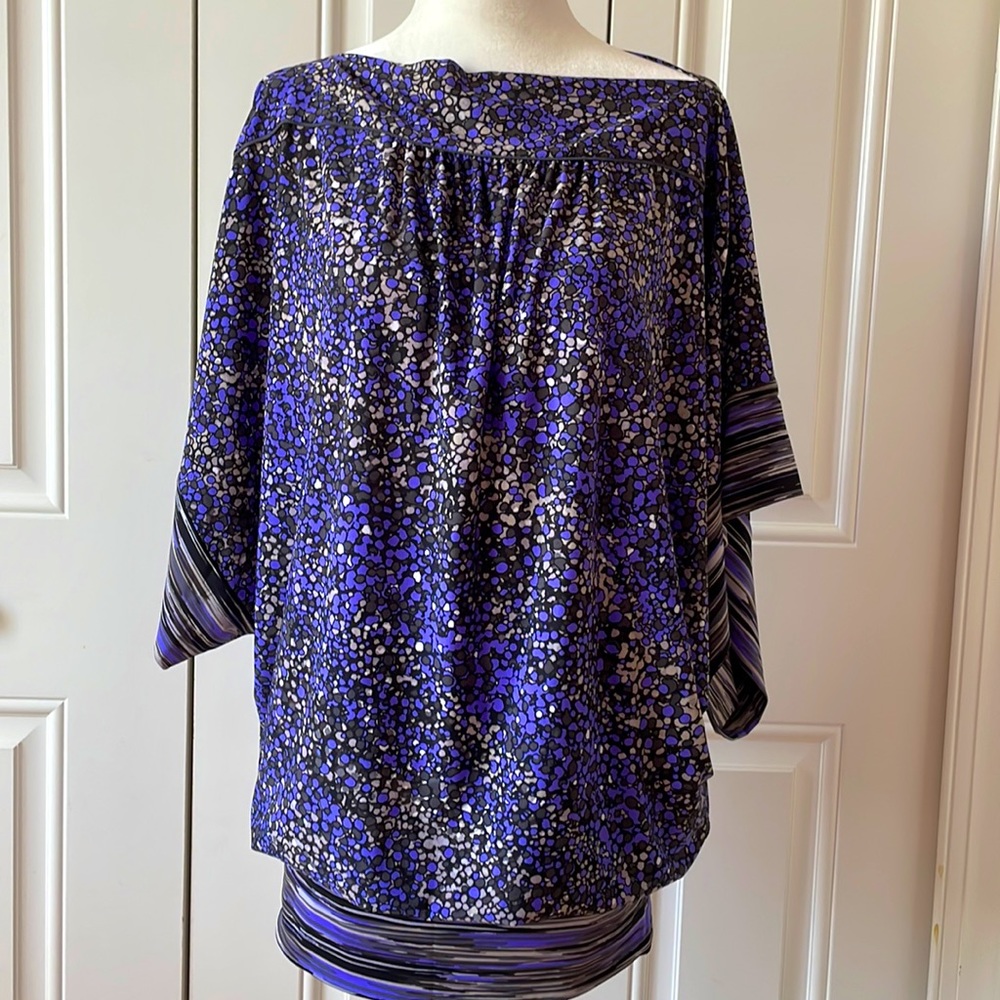 Max Azria wide sleeve tunic .